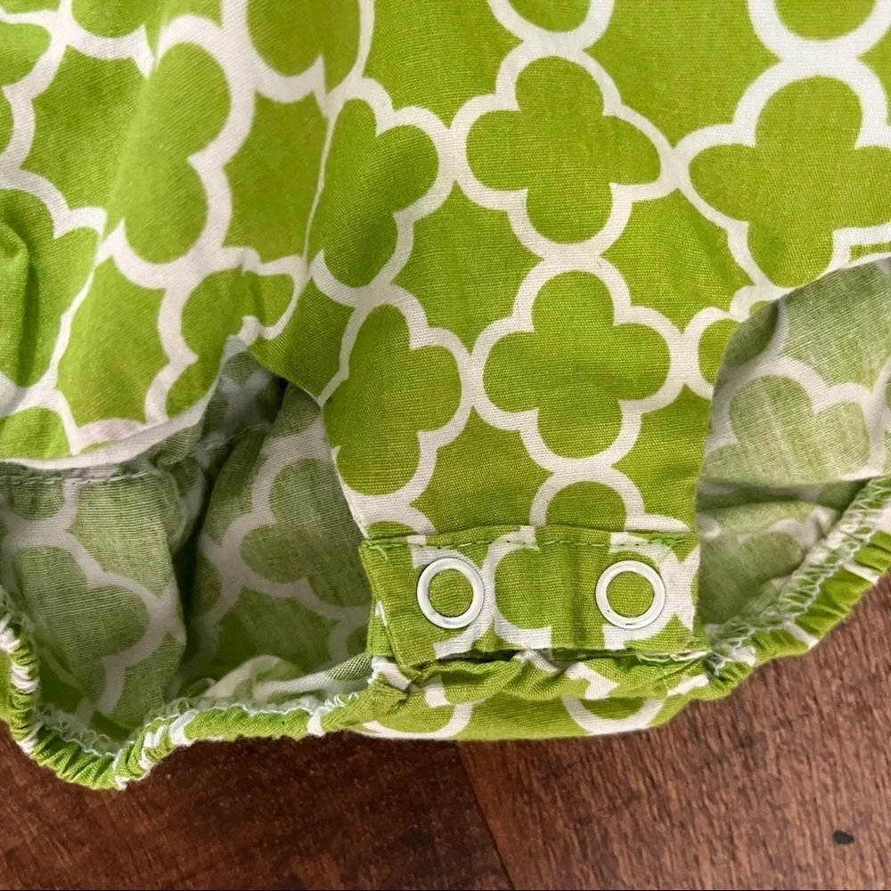Helene’s closet one 1 piece bubble romper baby girl 9 months green gray